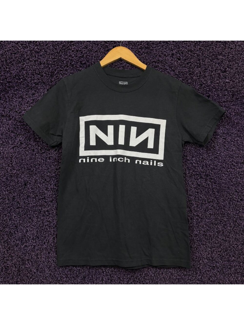 Nine Inch Nails Band Logo T-Shirt Size Small